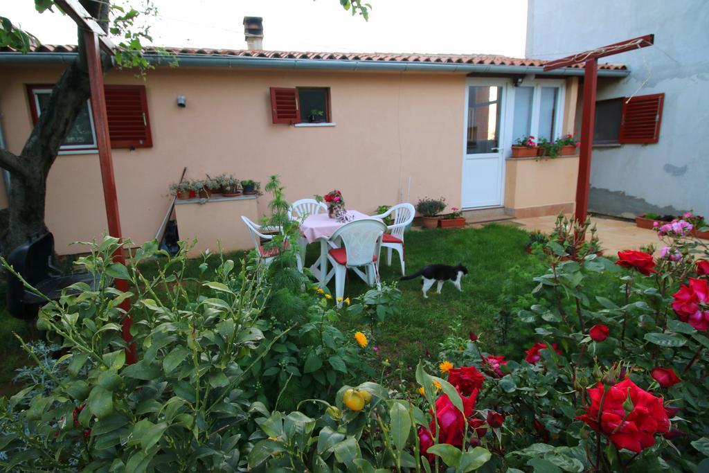 Apartment Matej Šišan Buitenkant foto